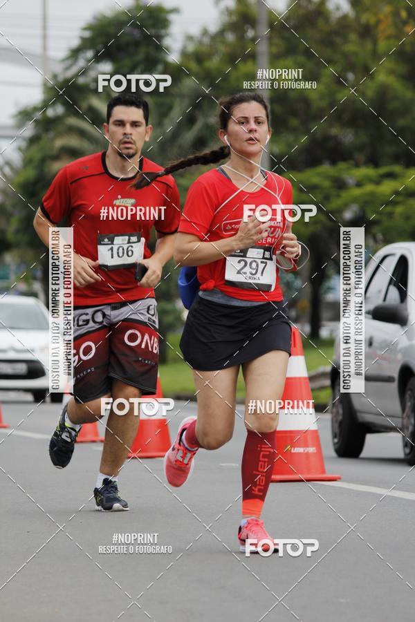 Buy your photos of the eventSantander Track & Field Run Series - Shopping Tambor on Fotop
