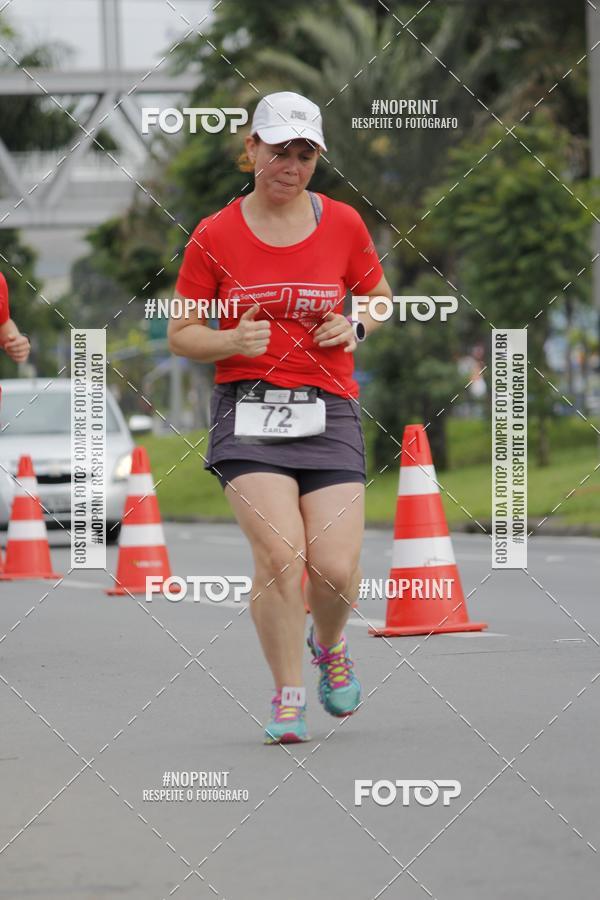 Buy your photos of the eventSantander Track & Field Run Series - Shopping Tambor on Fotop