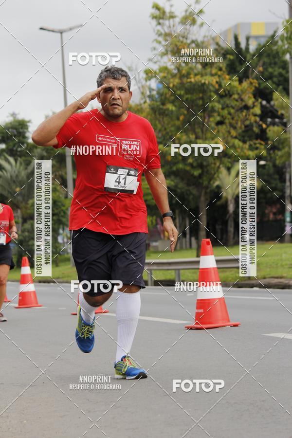 Buy your photos of the eventSantander Track & Field Run Series - Shopping Tambor on Fotop