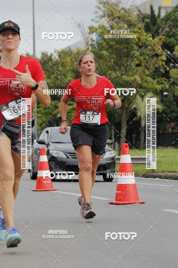 Buy your photos of the eventSantander Track & Field Run Series - Shopping Tambor on Fotop
