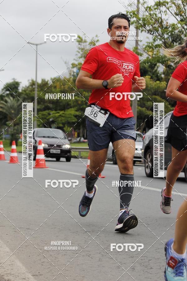 Buy your photos of the eventSantander Track & Field Run Series - Shopping Tambor on Fotop