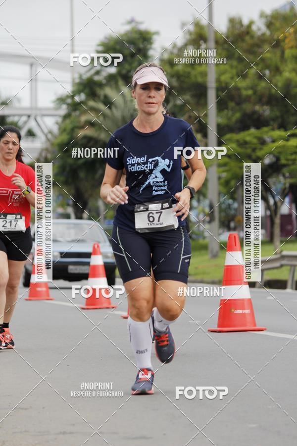 Buy your photos of the eventSantander Track & Field Run Series - Shopping Tambor on Fotop