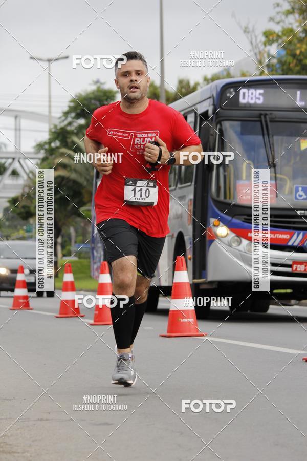 Buy your photos of the eventSantander Track & Field Run Series - Shopping Tambor on Fotop