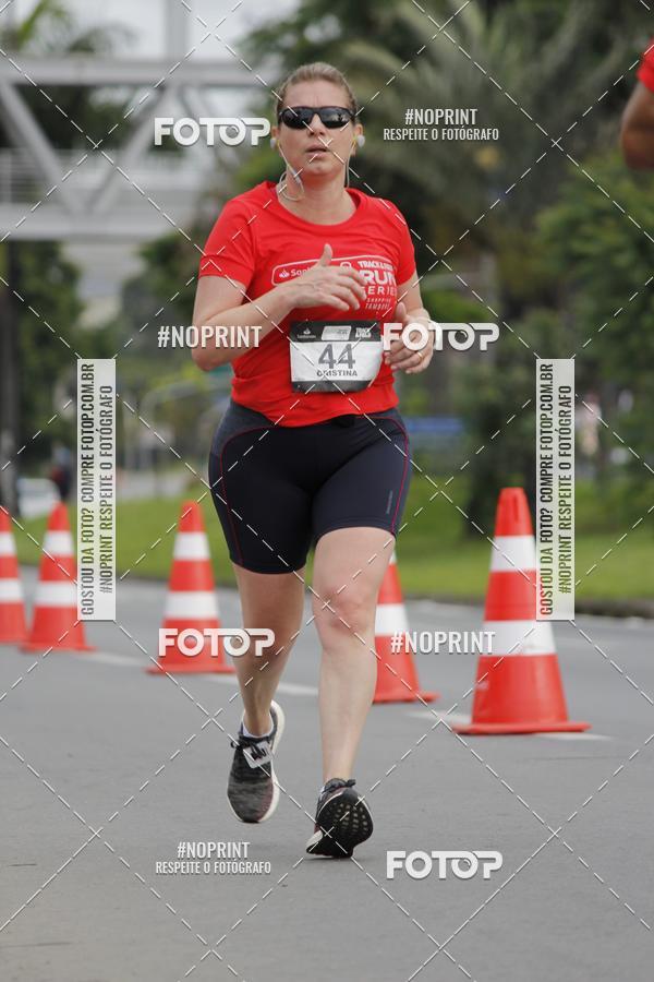 Buy your photos of the eventSantander Track & Field Run Series - Shopping Tambor on Fotop