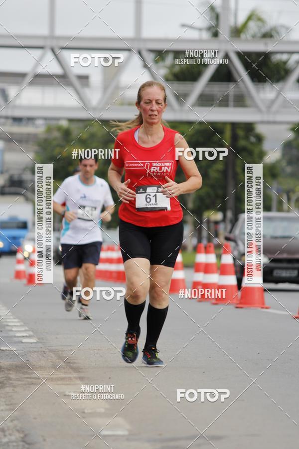 Buy your photos of the eventSantander Track & Field Run Series - Shopping Tambor on Fotop