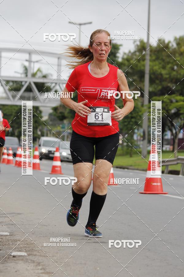 Buy your photos of the eventSantander Track & Field Run Series - Shopping Tambor on Fotop