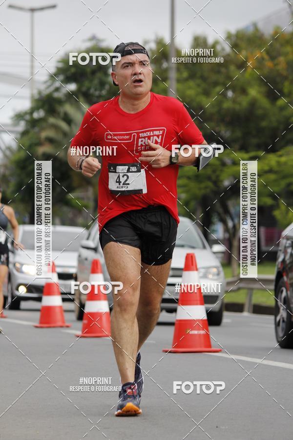 Buy your photos of the eventSantander Track & Field Run Series - Shopping Tambor on Fotop