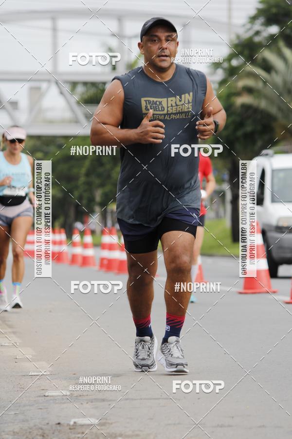Buy your photos of the eventSantander Track & Field Run Series - Shopping Tambor on Fotop