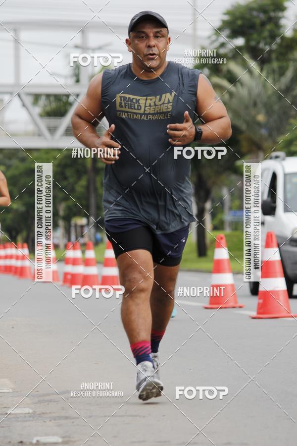 Buy your photos of the eventSantander Track & Field Run Series - Shopping Tambor on Fotop