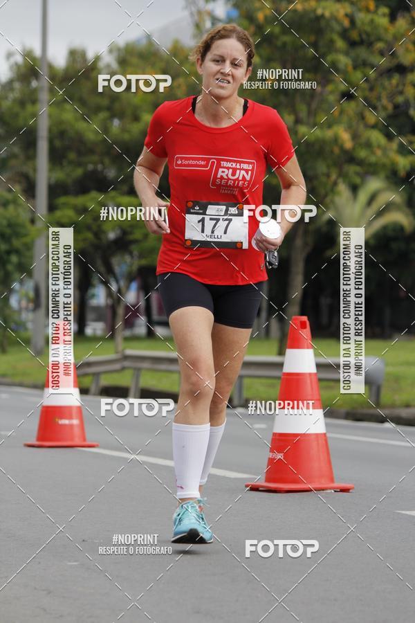 Buy your photos of the eventSantander Track & Field Run Series - Shopping Tambor on Fotop