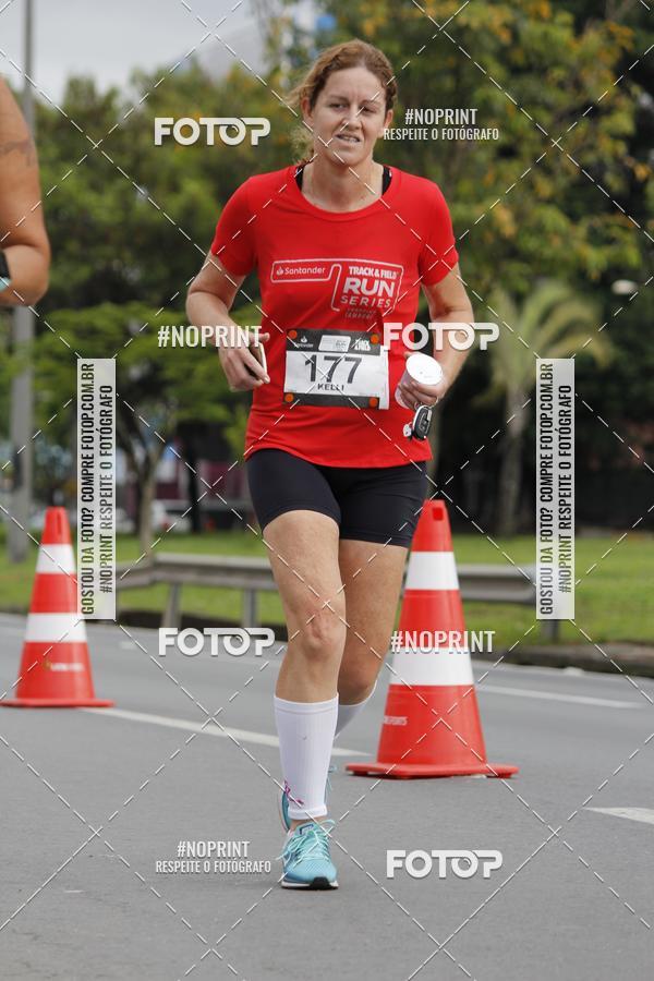 Buy your photos of the eventSantander Track & Field Run Series - Shopping Tambor on Fotop
