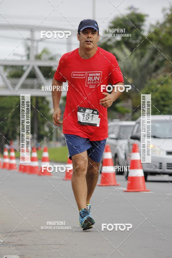 Buy your photos of the eventSantander Track & Field Run Series - Shopping Tambor on Fotop