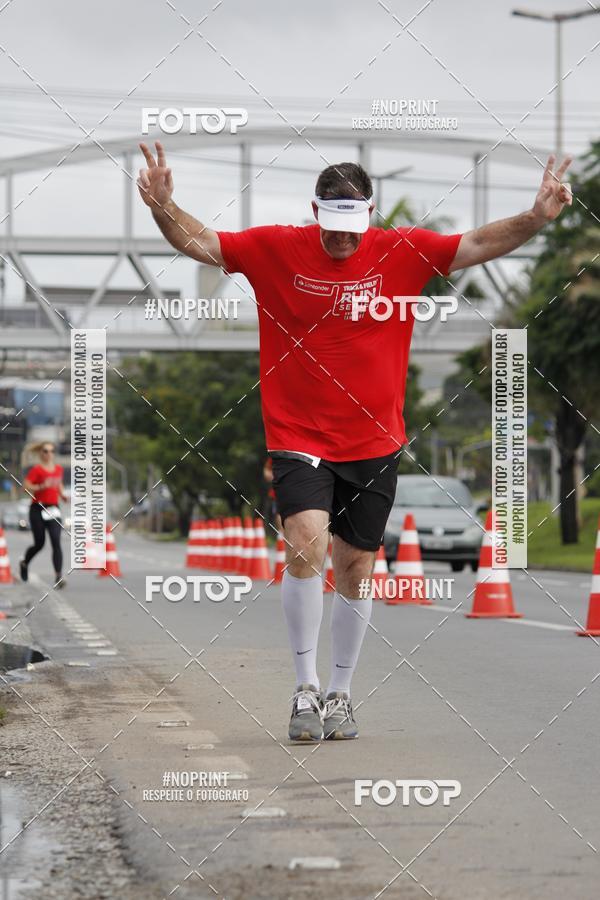 Buy your photos of the eventSantander Track & Field Run Series - Shopping Tambor on Fotop