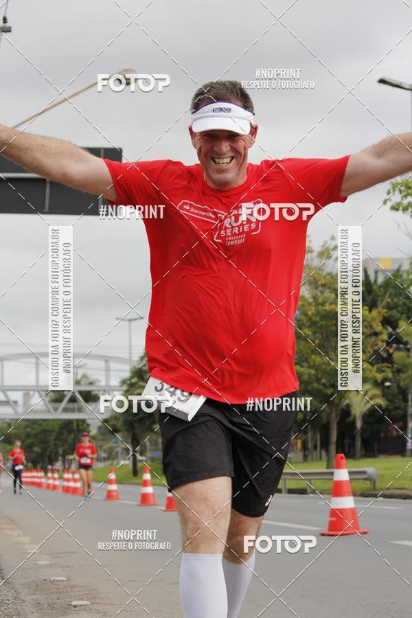 Buy your photos of the eventSantander Track & Field Run Series - Shopping Tambor on Fotop