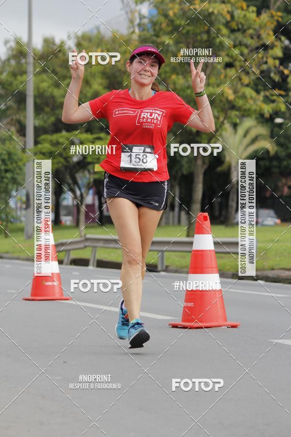 Buy your photos of the eventSantander Track & Field Run Series - Shopping Tambor on Fotop