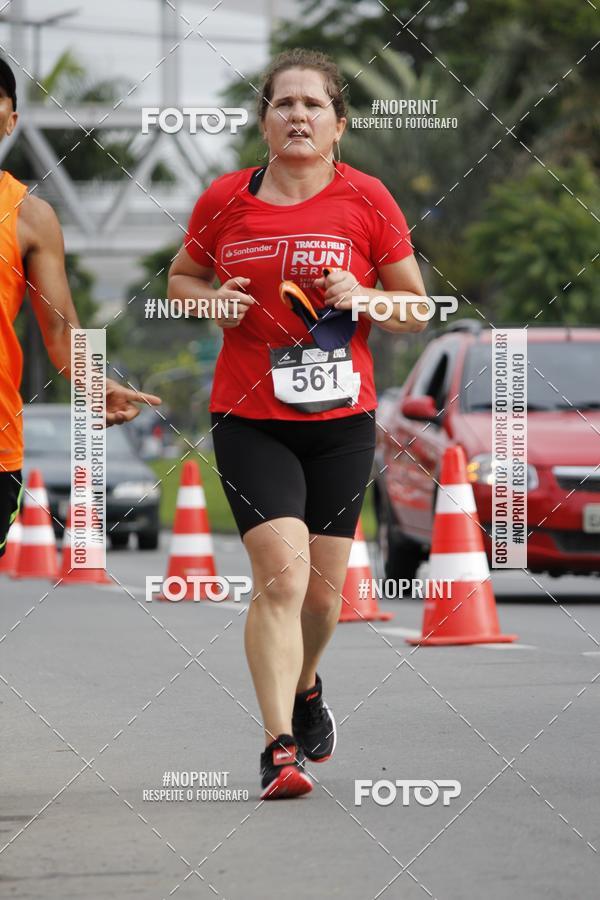 Buy your photos of the eventSantander Track & Field Run Series - Shopping Tambor on Fotop