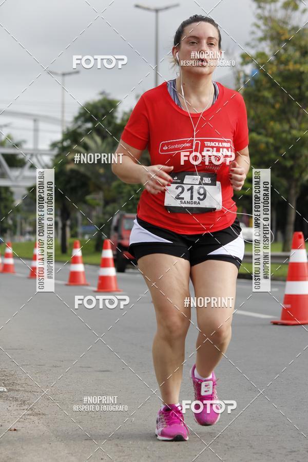 Buy your photos of the eventSantander Track & Field Run Series - Shopping Tambor on Fotop