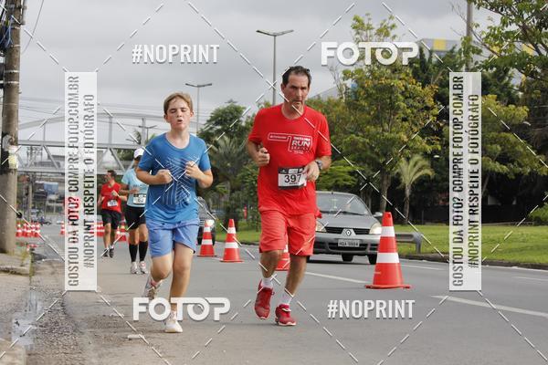 Buy your photos of the eventSantander Track & Field Run Series - Shopping Tambor on Fotop