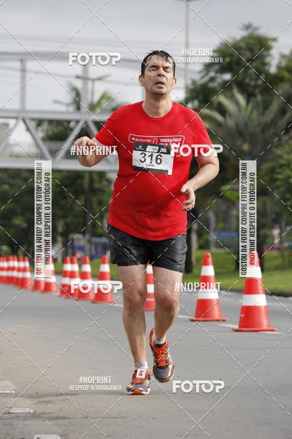 Buy your photos of the eventSantander Track & Field Run Series - Shopping Tambor on Fotop