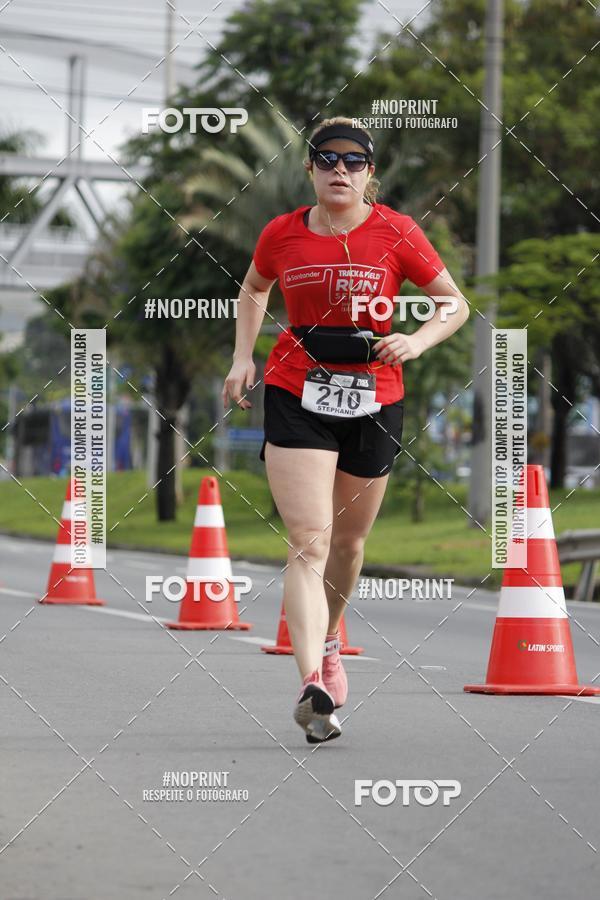 Buy your photos of the eventSantander Track & Field Run Series - Shopping Tambor on Fotop