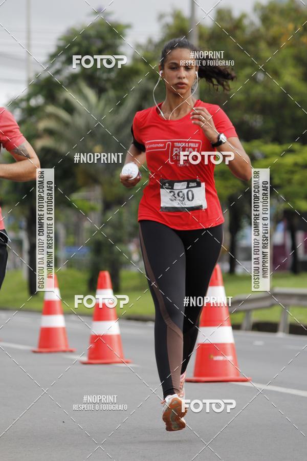Buy your photos of the eventSantander Track & Field Run Series - Shopping Tambor on Fotop