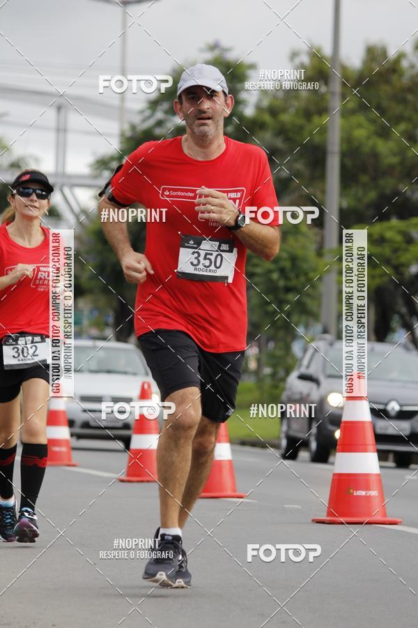 Buy your photos of the eventSantander Track & Field Run Series - Shopping Tambor on Fotop