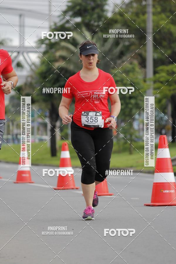 Buy your photos of the eventSantander Track & Field Run Series - Shopping Tambor on Fotop