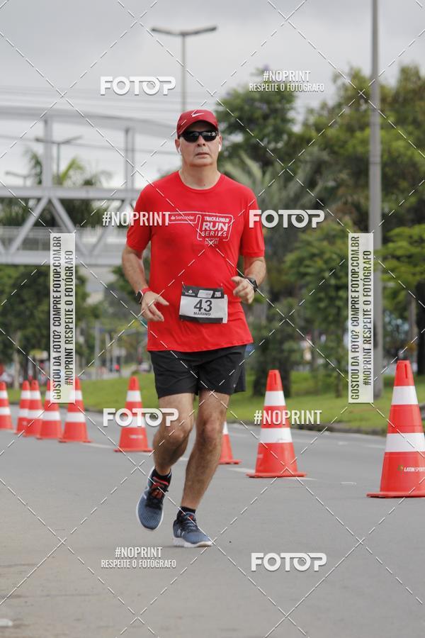 Buy your photos of the eventSantander Track & Field Run Series - Shopping Tambor on Fotop