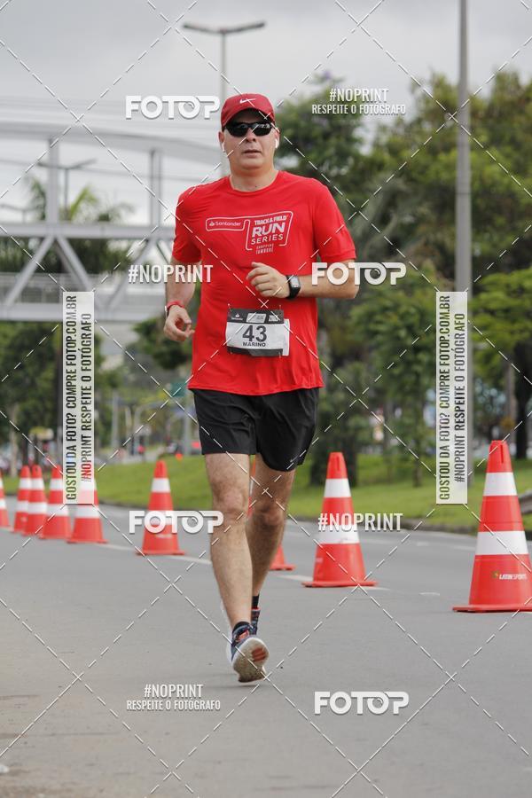 Buy your photos of the eventSantander Track & Field Run Series - Shopping Tambor on Fotop