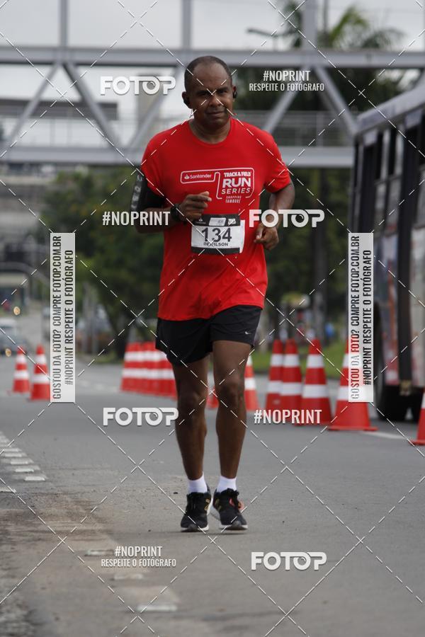 Buy your photos of the eventSantander Track & Field Run Series - Shopping Tambor on Fotop