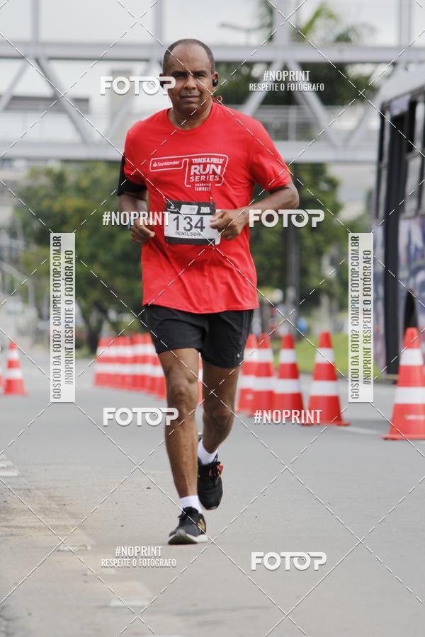 Buy your photos of the eventSantander Track & Field Run Series - Shopping Tambor on Fotop