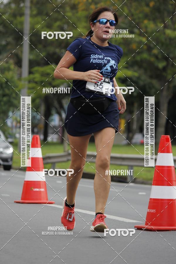 Buy your photos of the eventSantander Track & Field Run Series - Shopping Tambor on Fotop