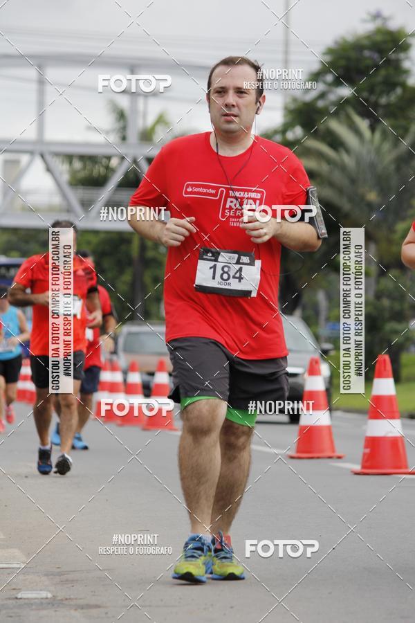 Buy your photos of the eventSantander Track & Field Run Series - Shopping Tambor on Fotop