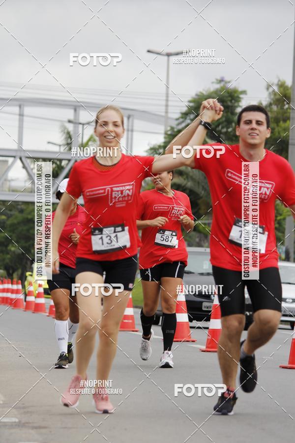 Buy your photos of the eventSantander Track & Field Run Series - Shopping Tambor on Fotop