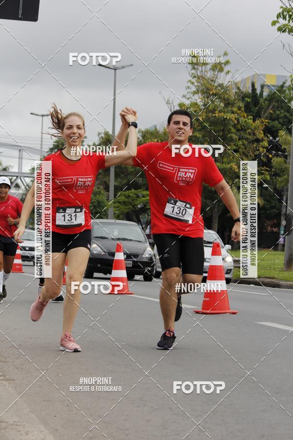 Buy your photos of the eventSantander Track & Field Run Series - Shopping Tambor on Fotop