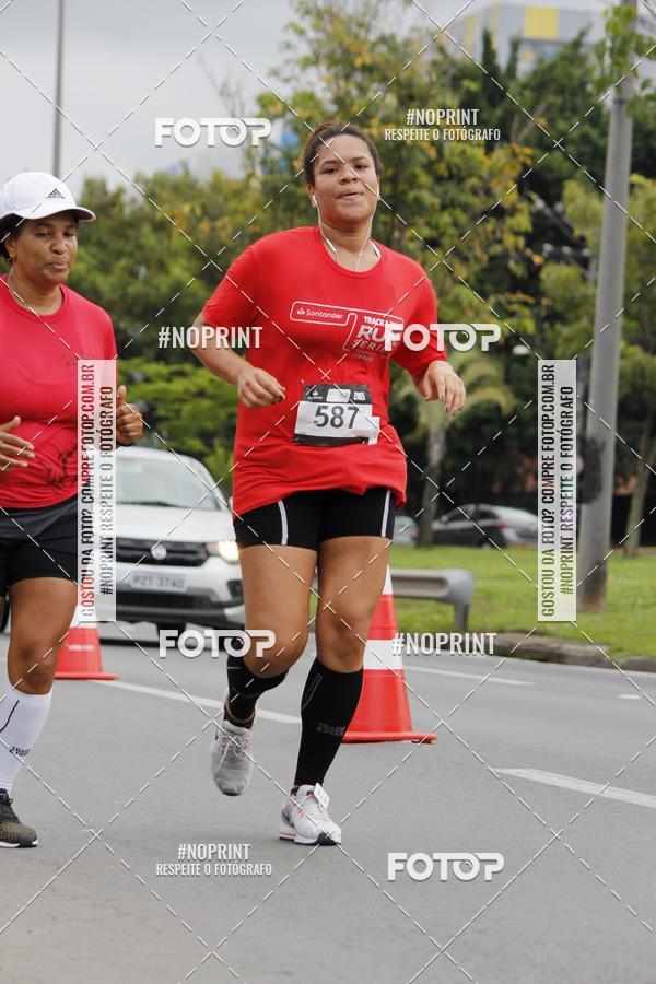 Buy your photos of the eventSantander Track & Field Run Series - Shopping Tambor on Fotop