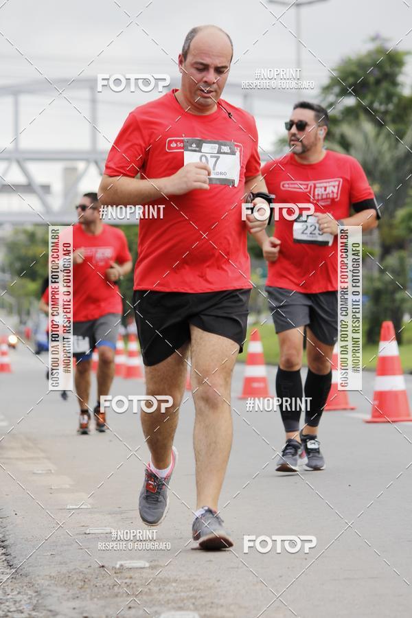 Buy your photos of the eventSantander Track & Field Run Series - Shopping Tambor on Fotop