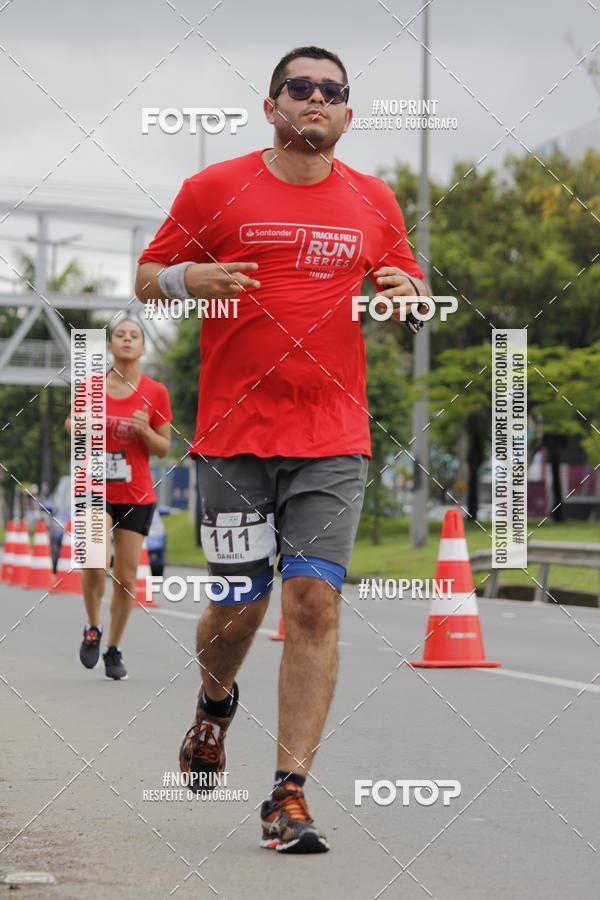 Buy your photos of the eventSantander Track & Field Run Series - Shopping Tambor on Fotop