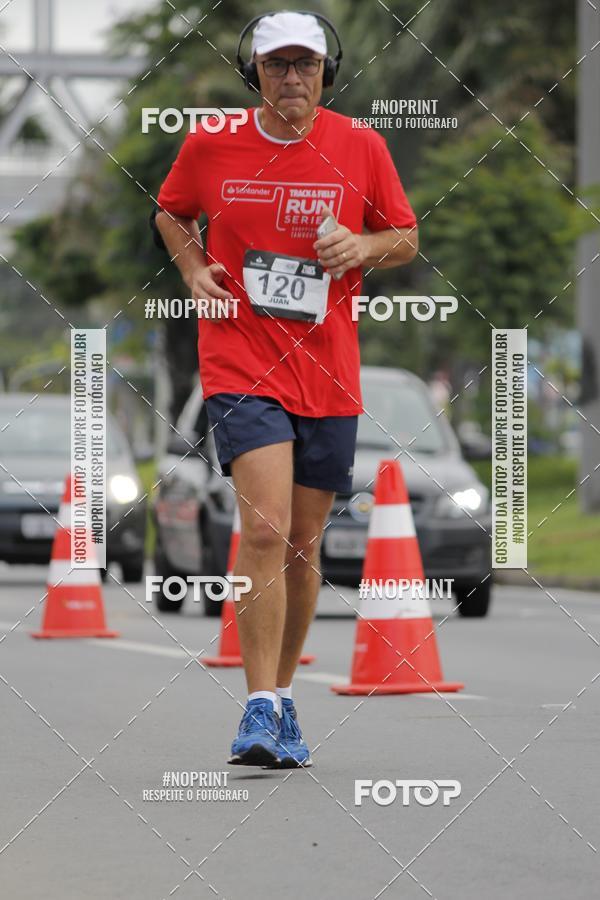 Buy your photos of the eventSantander Track & Field Run Series - Shopping Tambor on Fotop