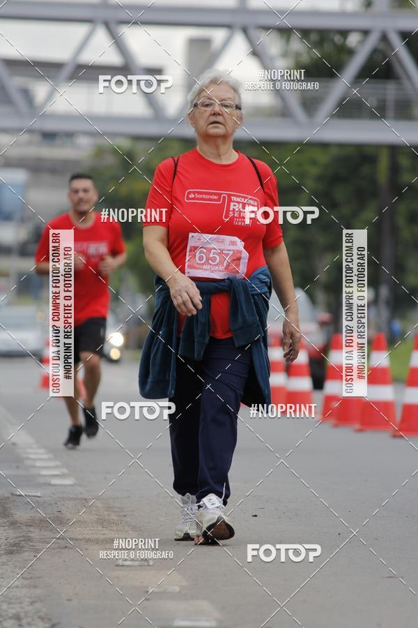 Buy your photos of the eventSantander Track & Field Run Series - Shopping Tambor on Fotop
