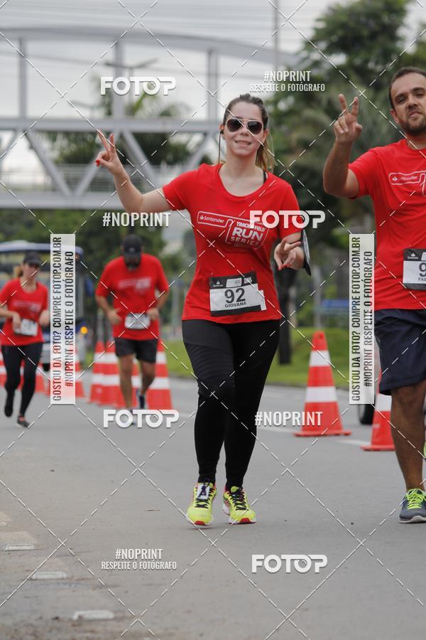 Buy your photos of the eventSantander Track & Field Run Series - Shopping Tambor on Fotop