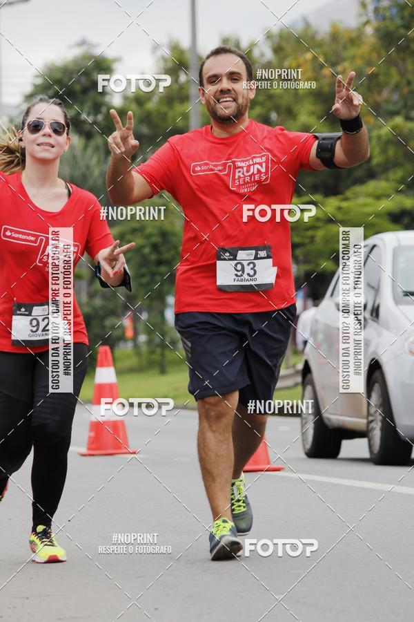 Buy your photos of the eventSantander Track & Field Run Series - Shopping Tambor on Fotop