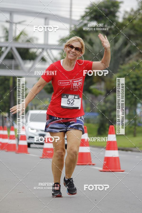 Buy your photos of the eventSantander Track & Field Run Series - Shopping Tambor on Fotop