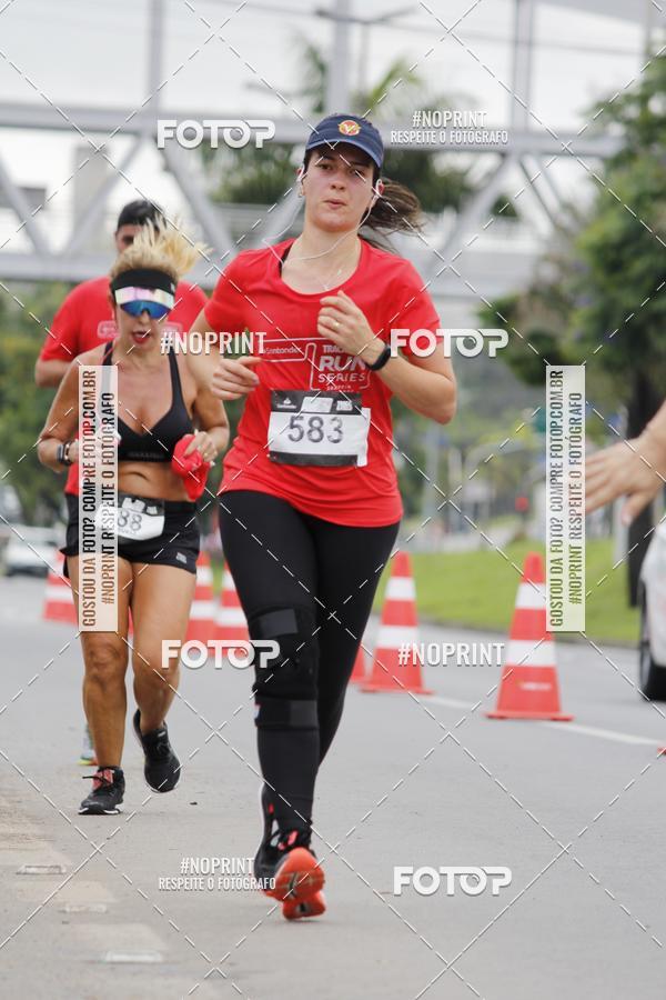 Buy your photos of the eventSantander Track & Field Run Series - Shopping Tambor on Fotop