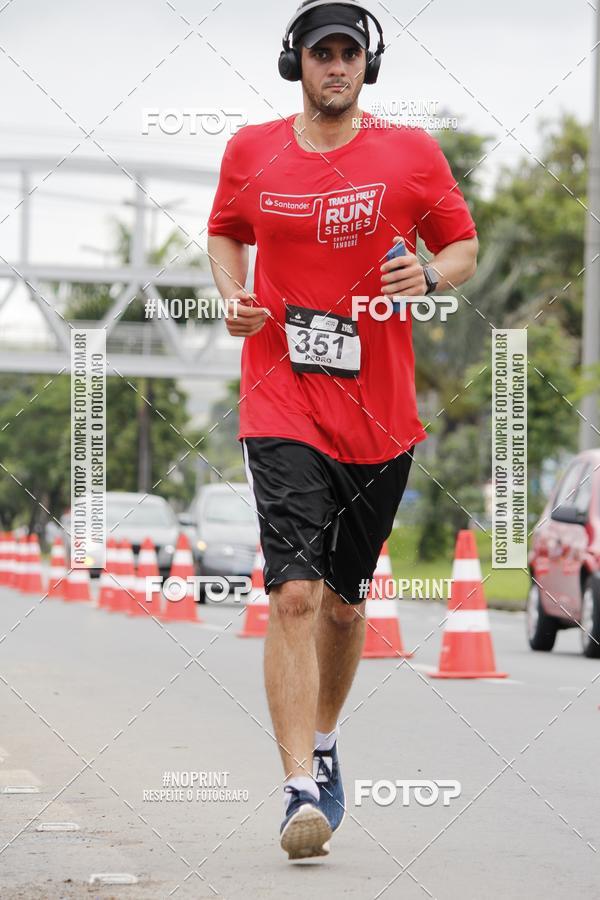 Buy your photos of the eventSantander Track & Field Run Series - Shopping Tambor on Fotop