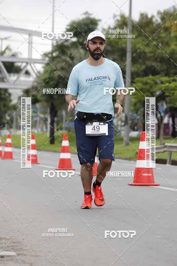 Buy your photos of the eventSantander Track & Field Run Series - Shopping Tambor on Fotop