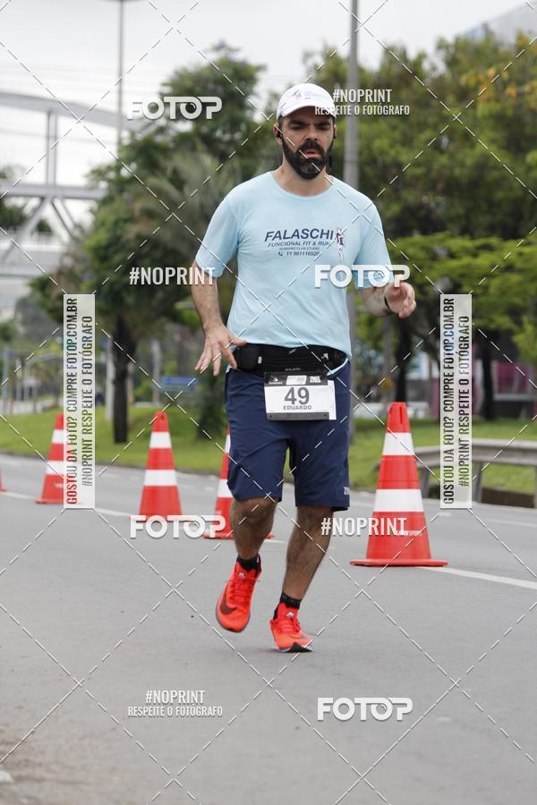 Buy your photos of the eventSantander Track & Field Run Series - Shopping Tambor on Fotop