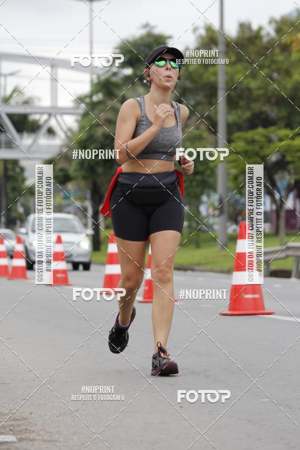 Buy your photos of the eventSantander Track & Field Run Series - Shopping Tambor on Fotop