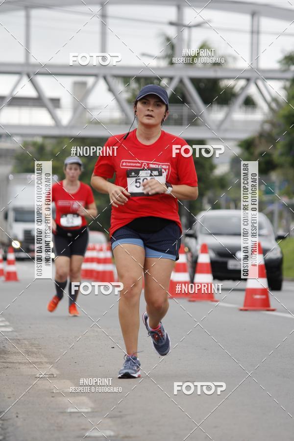 Buy your photos of the eventSantander Track & Field Run Series - Shopping Tambor on Fotop