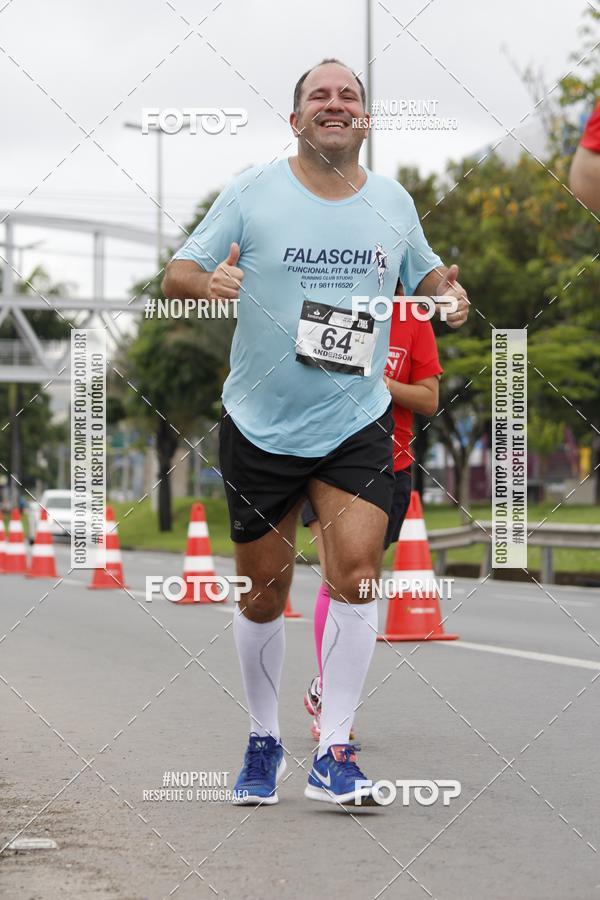 Buy your photos of the eventSantander Track & Field Run Series - Shopping Tambor on Fotop